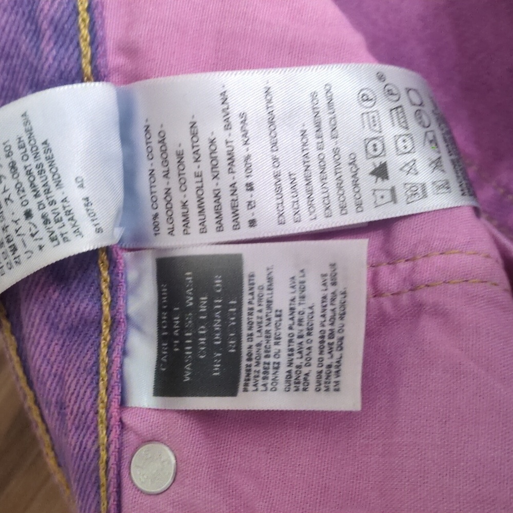 Pristine Levi's 501 '90s Purple Jeans Women's Size 29x30 - Picture 7 of 16